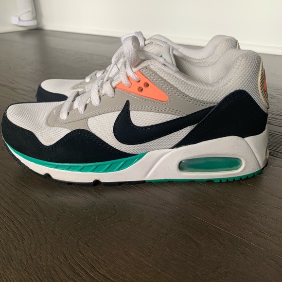 Nike Air women’s 6.5. EUC - Picture 3 of 9